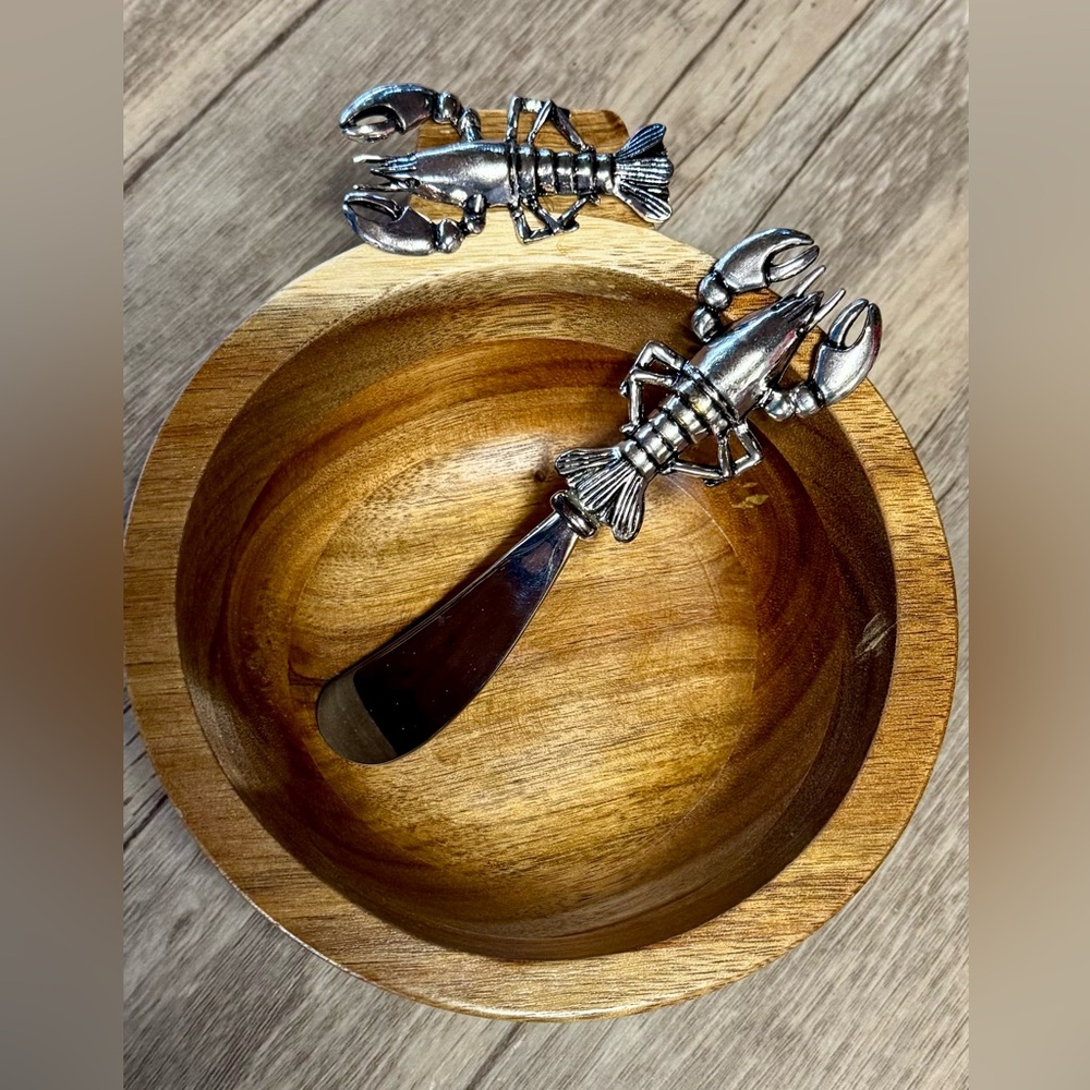 Wooden Bowl w/Lobster Spreader Would Make a Fine Gift/Perfect for Entertaining!